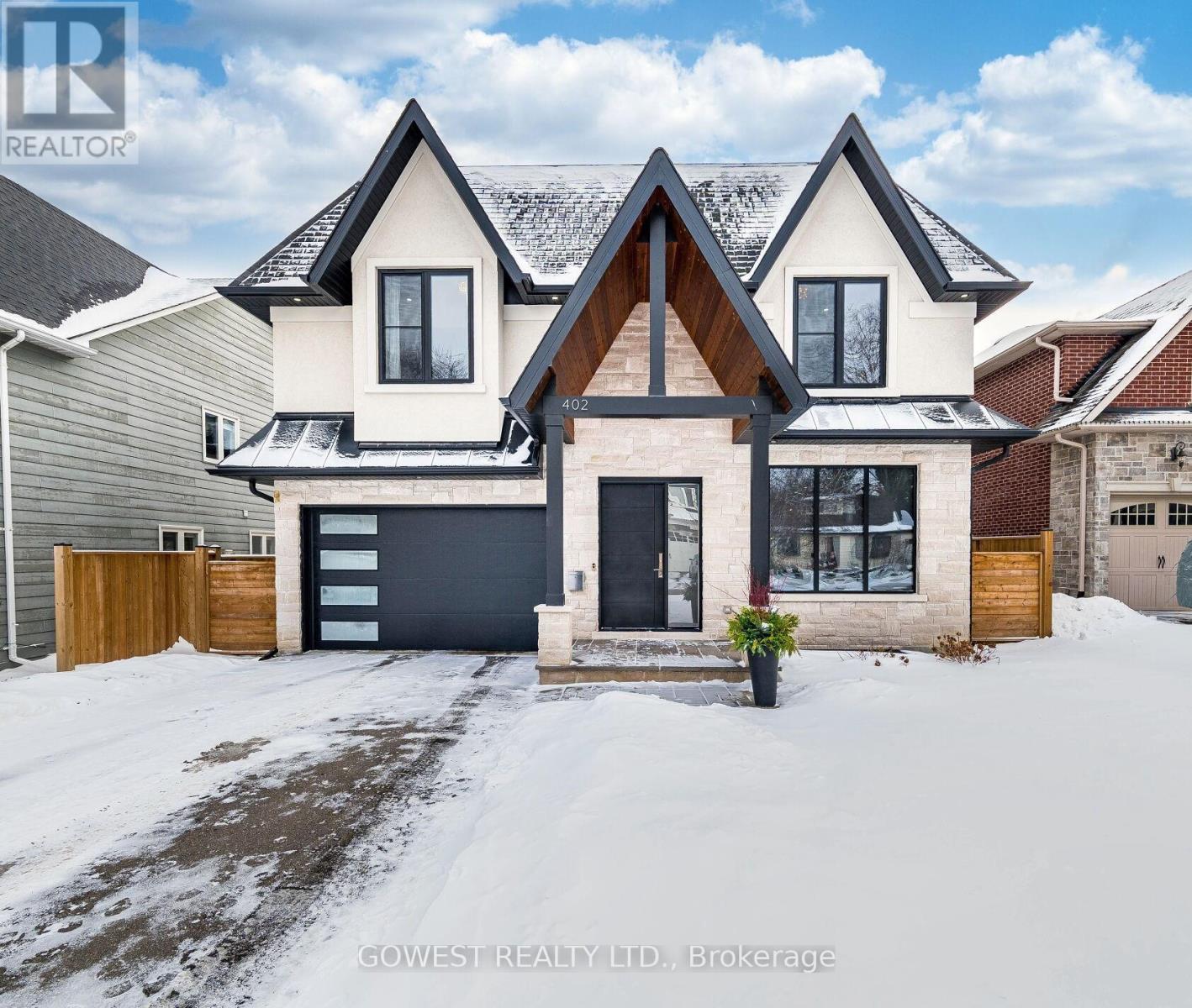 402 Niar Avenue, Mississauga, Ontario  L5G 1W3 - Photo 2 - W12728338