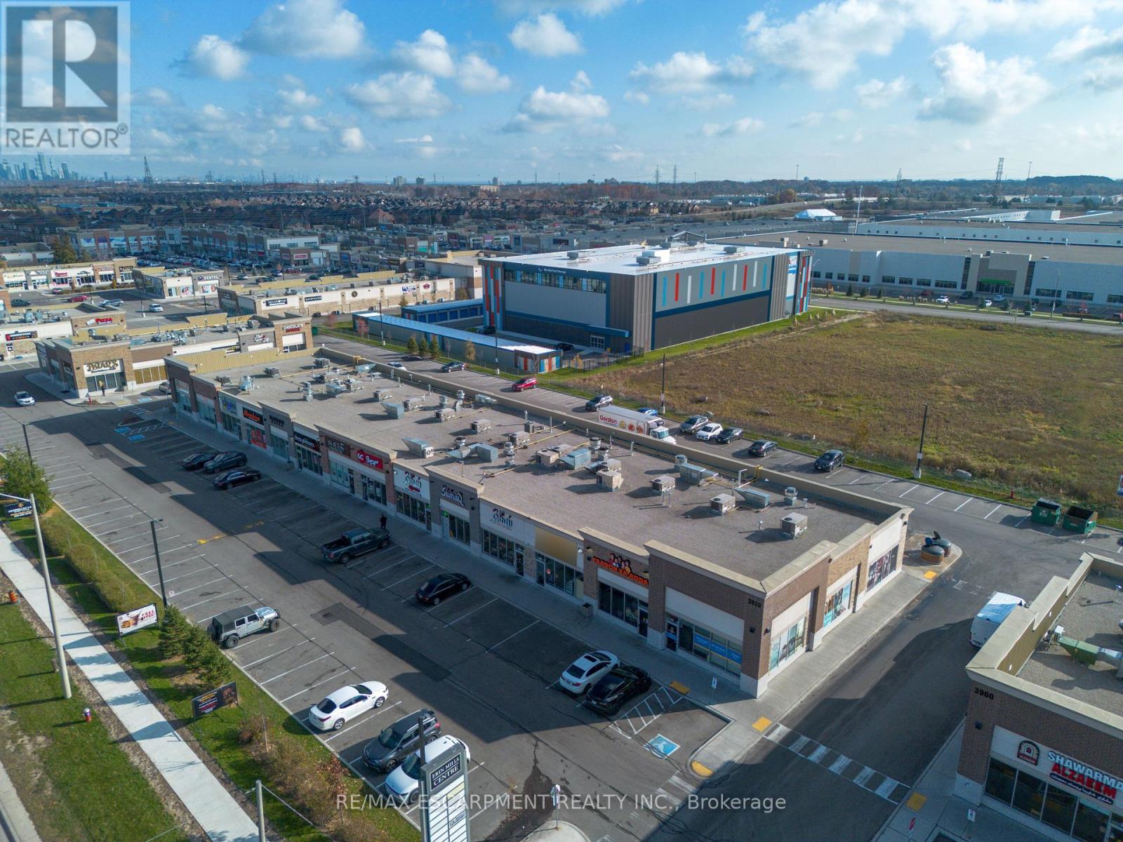 24 - 3920 Eglinton Avenue W, Mississauga, Ontario L5M 8A7 - Photo 3 - W12631290