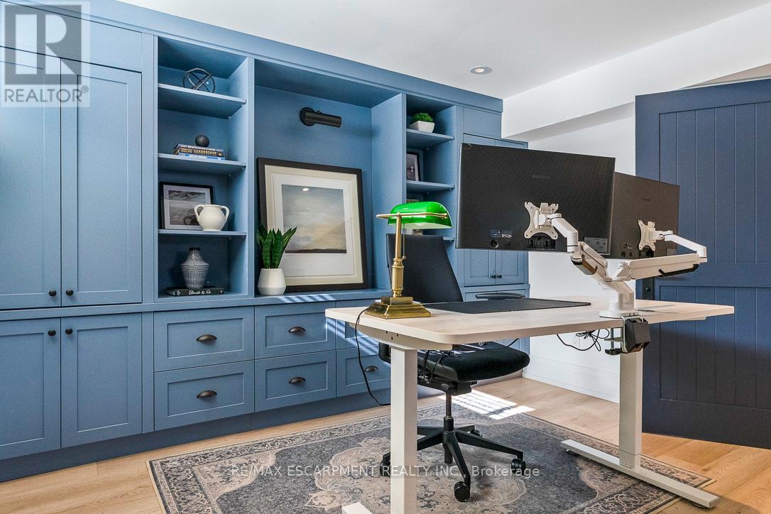 976 Cresthampton Lane, Mississauga, Ontario  L5H 2X1 - Photo 34 - W12819814