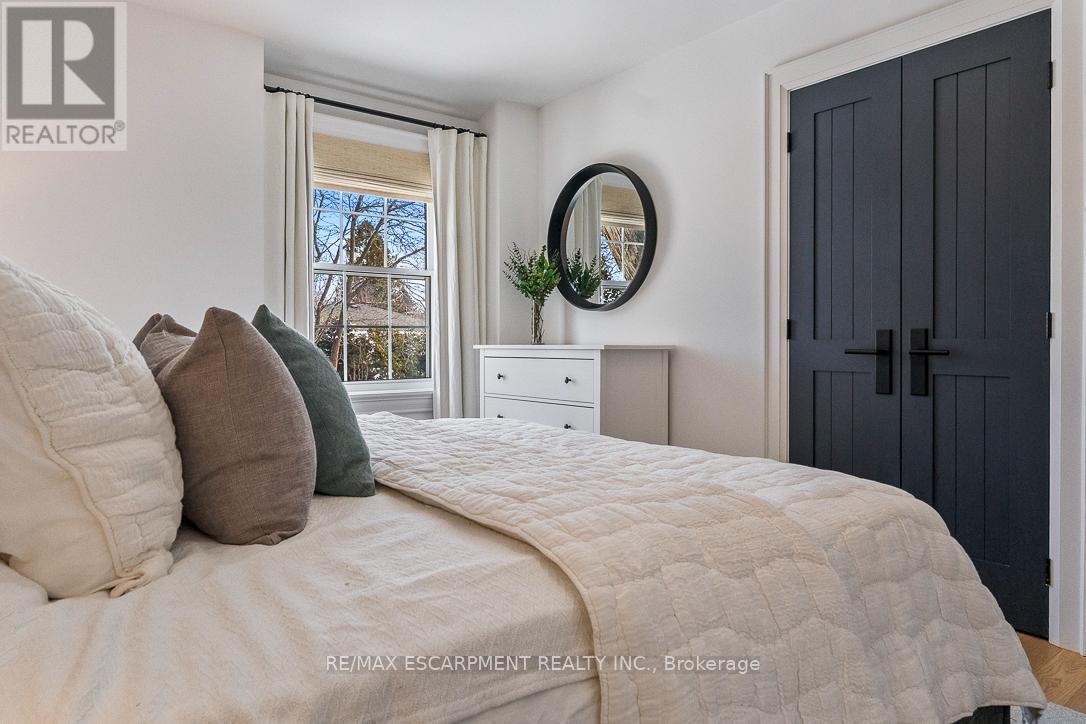 976 Cresthampton Lane, Mississauga, Ontario  L5H 2X1 - Photo 26 - W12819814