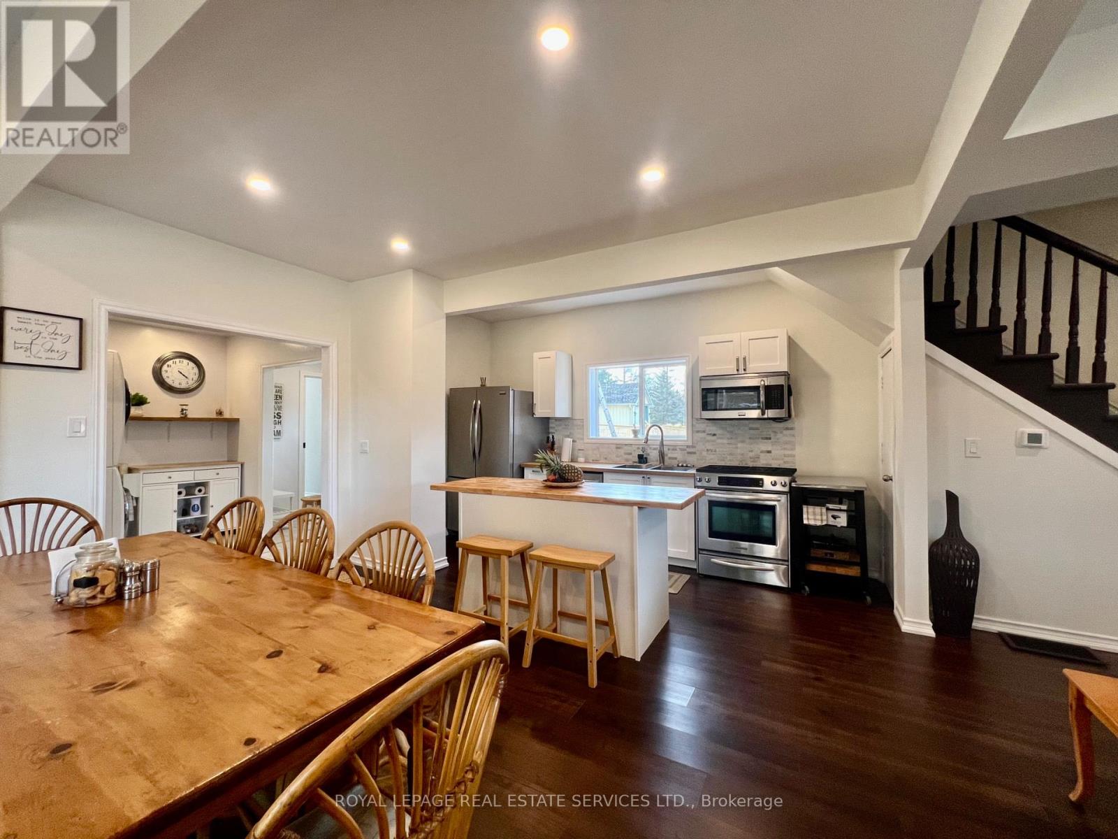 19772 Airport Road, Caledon, Ontario  L7K 0A3 - Photo 10 - W12922180