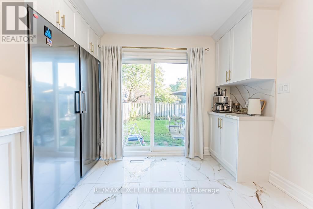 311 Conley Street, Vaughan, Ontario  L4J 2Z3 - Photo 13 - N12926882