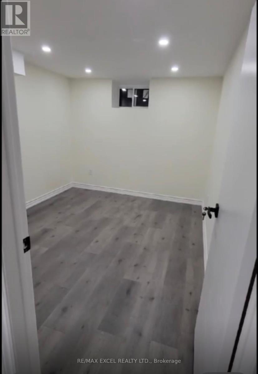 311 Conley Street, Vaughan, Ontario  L4J 2Z3 - Photo 29 - N12926882