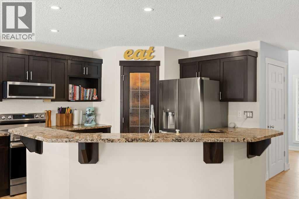 78 Cresthaven View SW, Calgary, Alberta  T3B 5Y1 - Photo 8 - A2296610