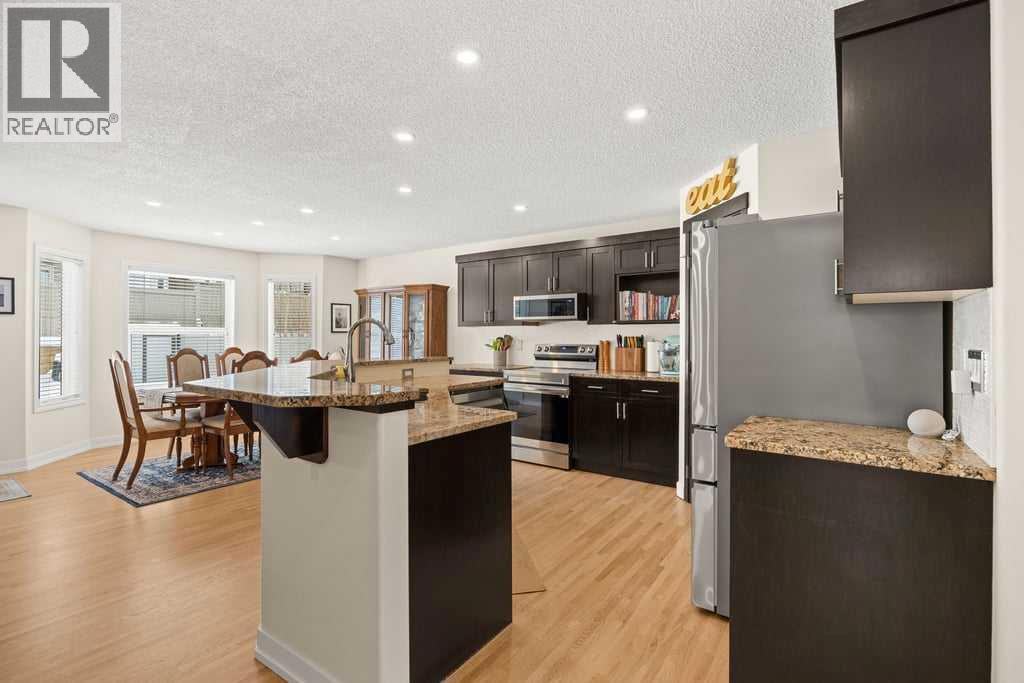 78 Cresthaven View SW, Calgary, Alberta  T3B 5Y1 - Photo 6 - A2296610