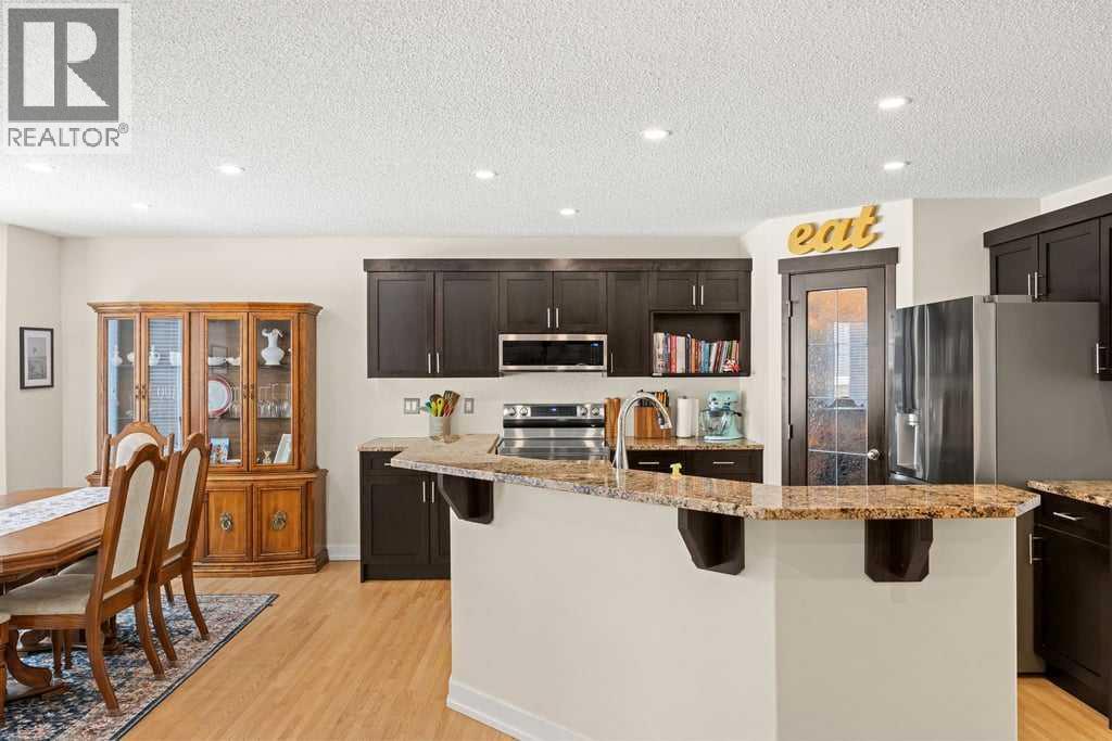 78 Cresthaven View SW, Calgary, Alberta  T3B 5Y1 - Photo 7 - A2296610