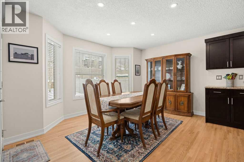 78 Cresthaven View SW, Calgary, Alberta  T3B 5Y1 - Photo 12 - A2296610