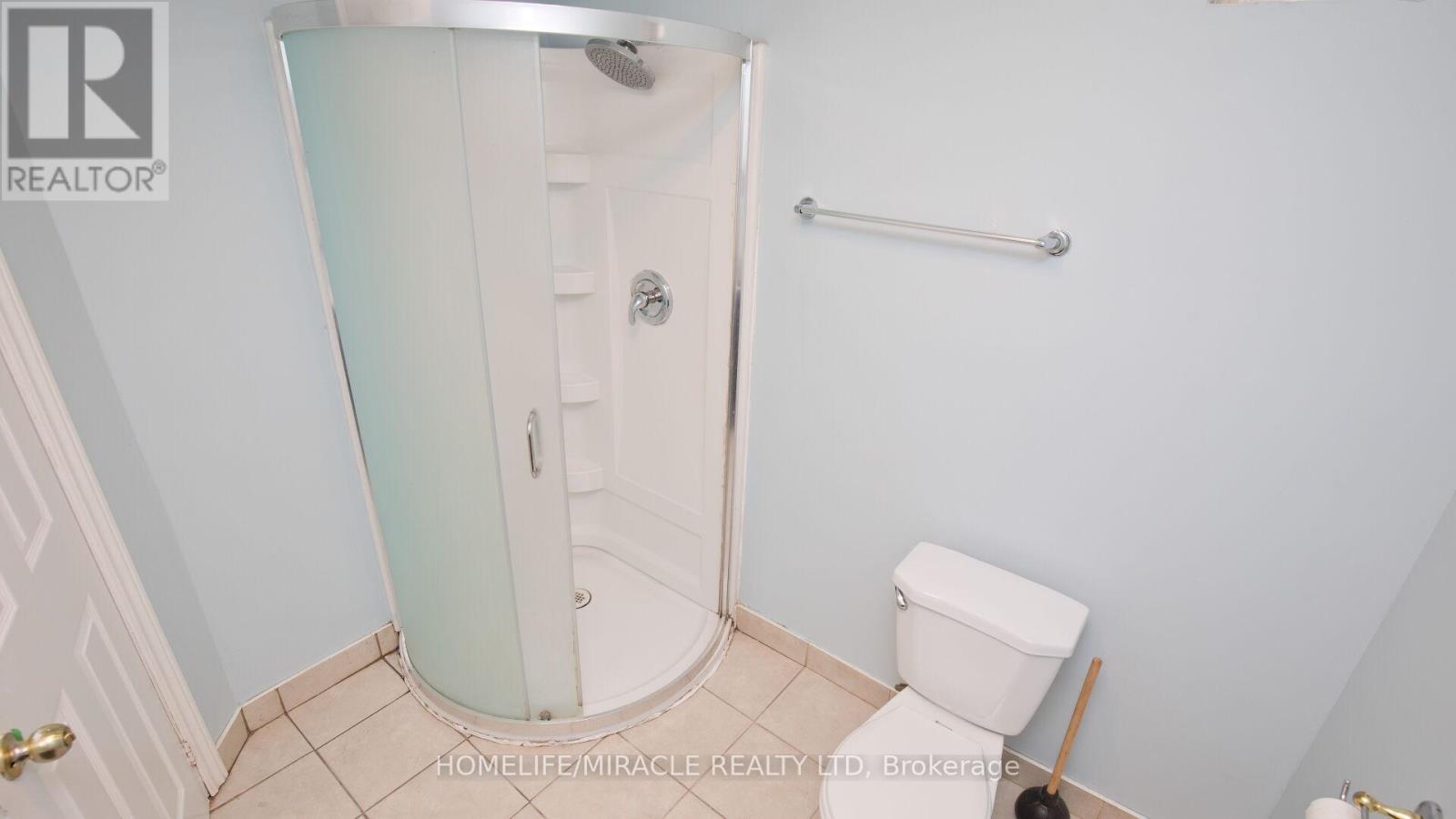 38 Medici Place, Brampton, Ontario  L6S 3C6 - Photo 43 - W12926870