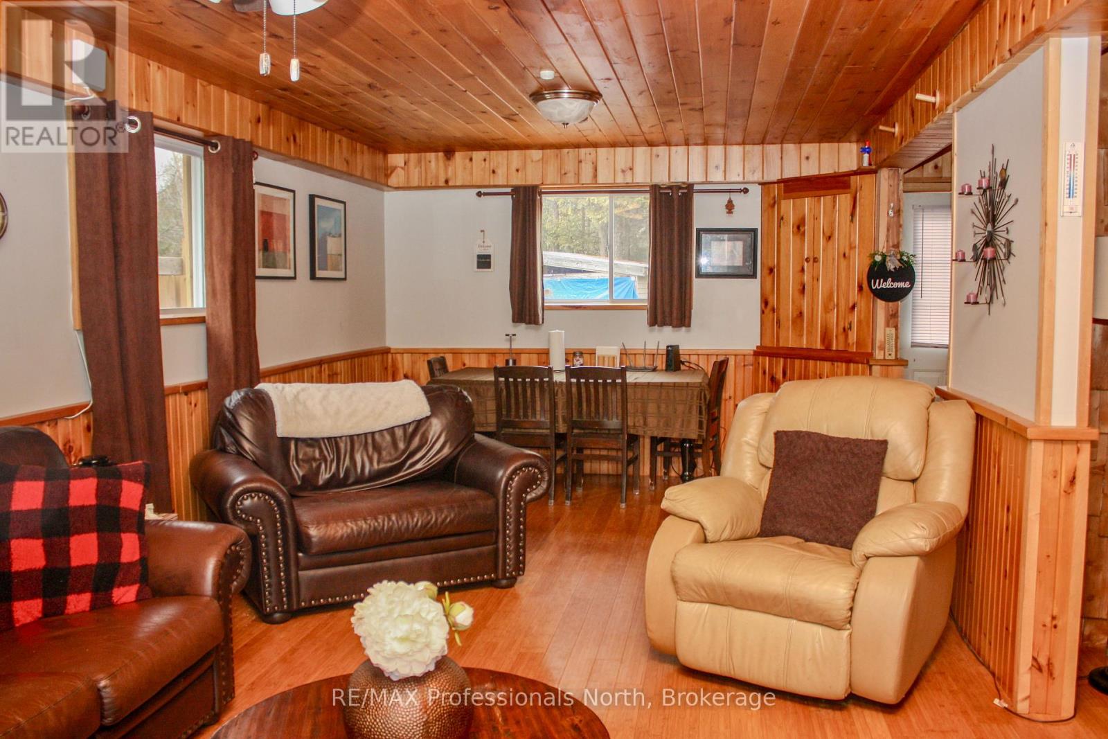 810 4th Line, Douro-Dummer, Ontario  K0L 3E0 - Photo 21 - X12440982