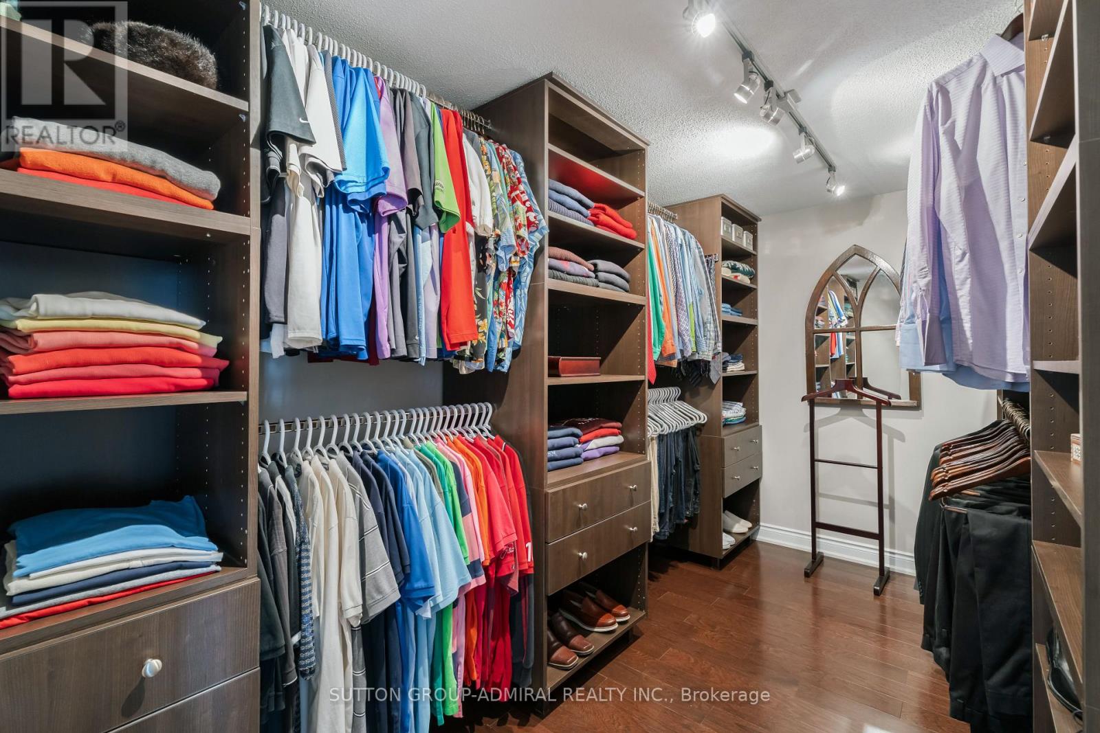 8 Chapel Gully Trail, King, Ontario  L7B 0A1 - Photo 31 - N12924366