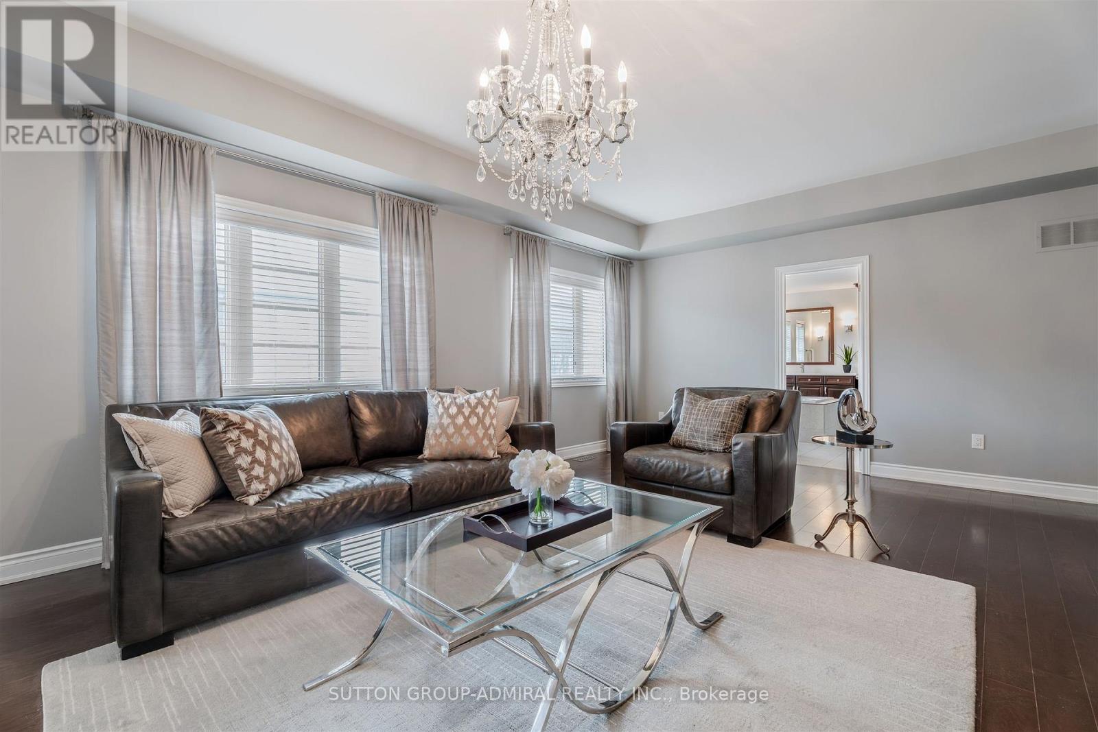 8 Chapel Gully Trail, King, Ontario  L7B 0A1 - Photo 28 - N12924366