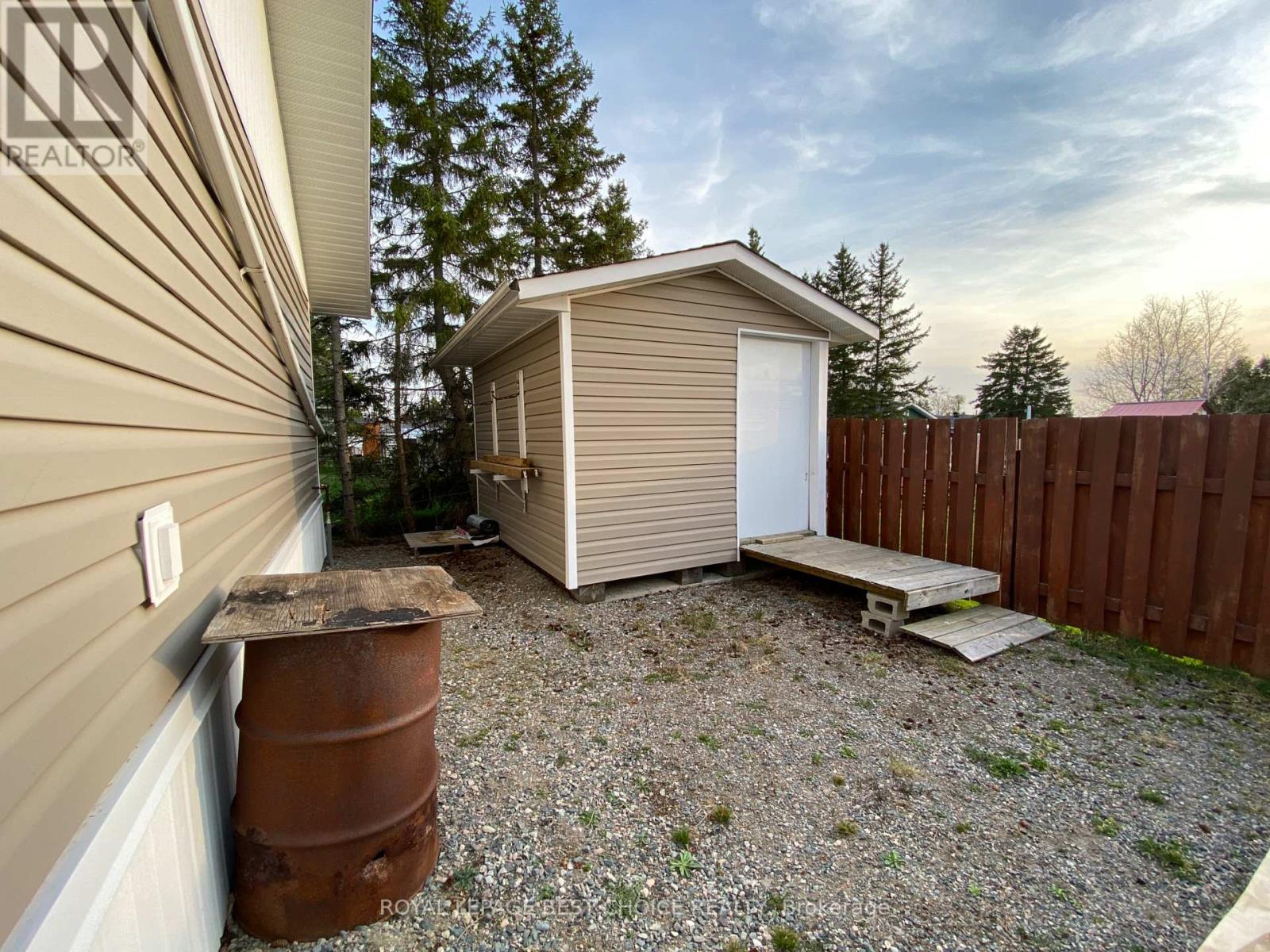 140 Caroline Court, Temiskaming Shores, Ontario  P0J 1P0 - Photo 13 - T12926930