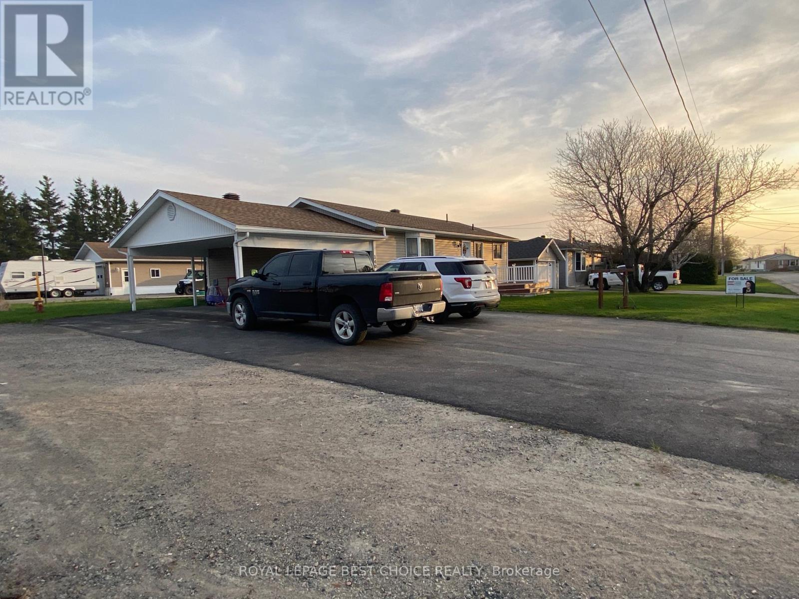 140 Caroline Court, Temiskaming Shores, Ontario  P0J 1P0 - Photo 3 - T12926930