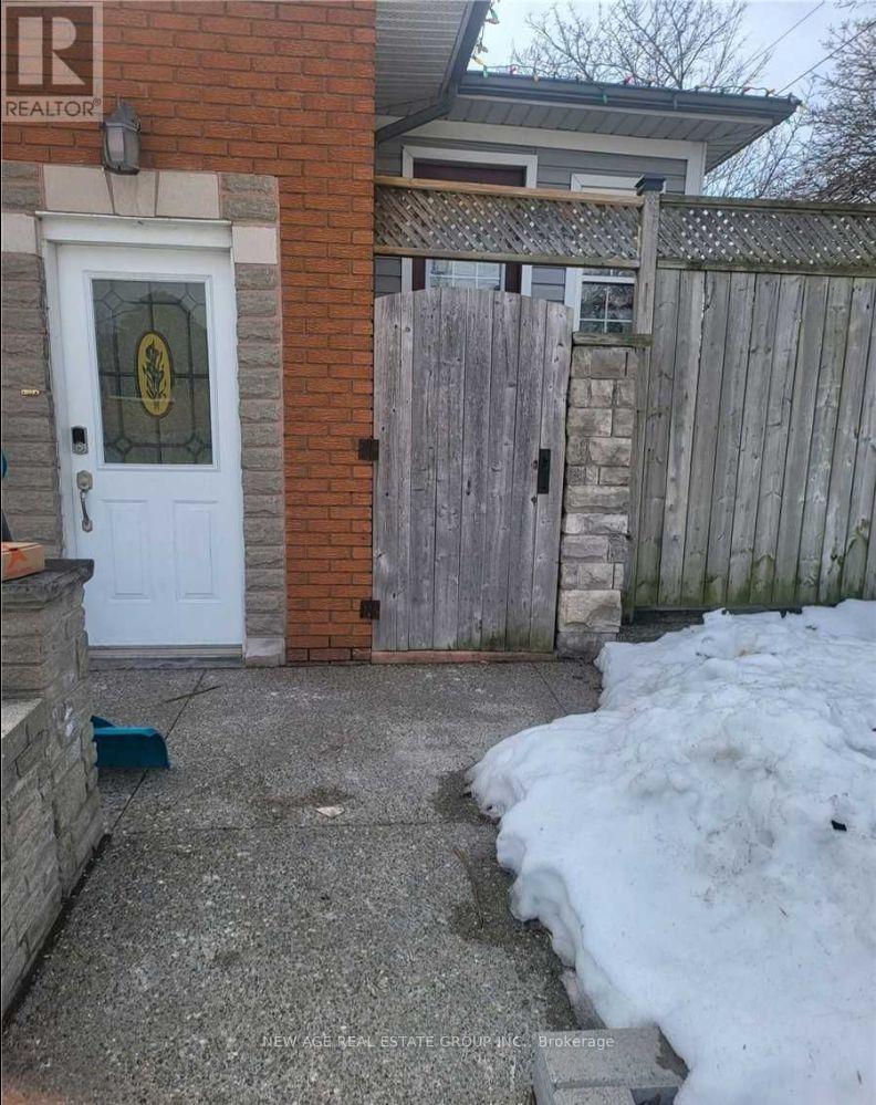 467 Limeridge Road W, Hamilton, Ontario  L9C 2V7 - Photo 2 - X12857564