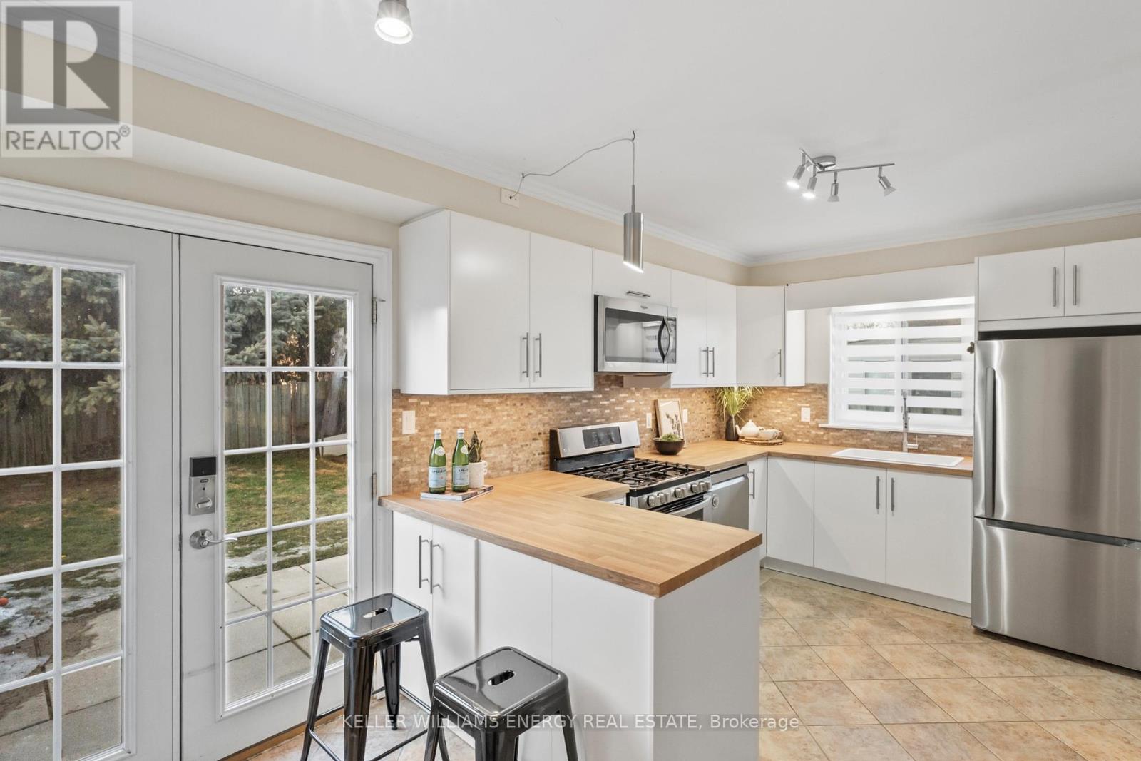 1236 Eldorado Avenue, Oshawa, Ontario  L1K 1G2 - Photo 13 - E12926946