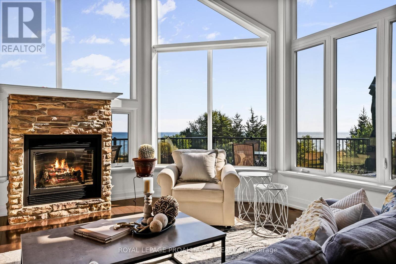 263 Lakeshore Road, Brighton, Ontario  K0K 1H0 - Photo 11 - X12926904