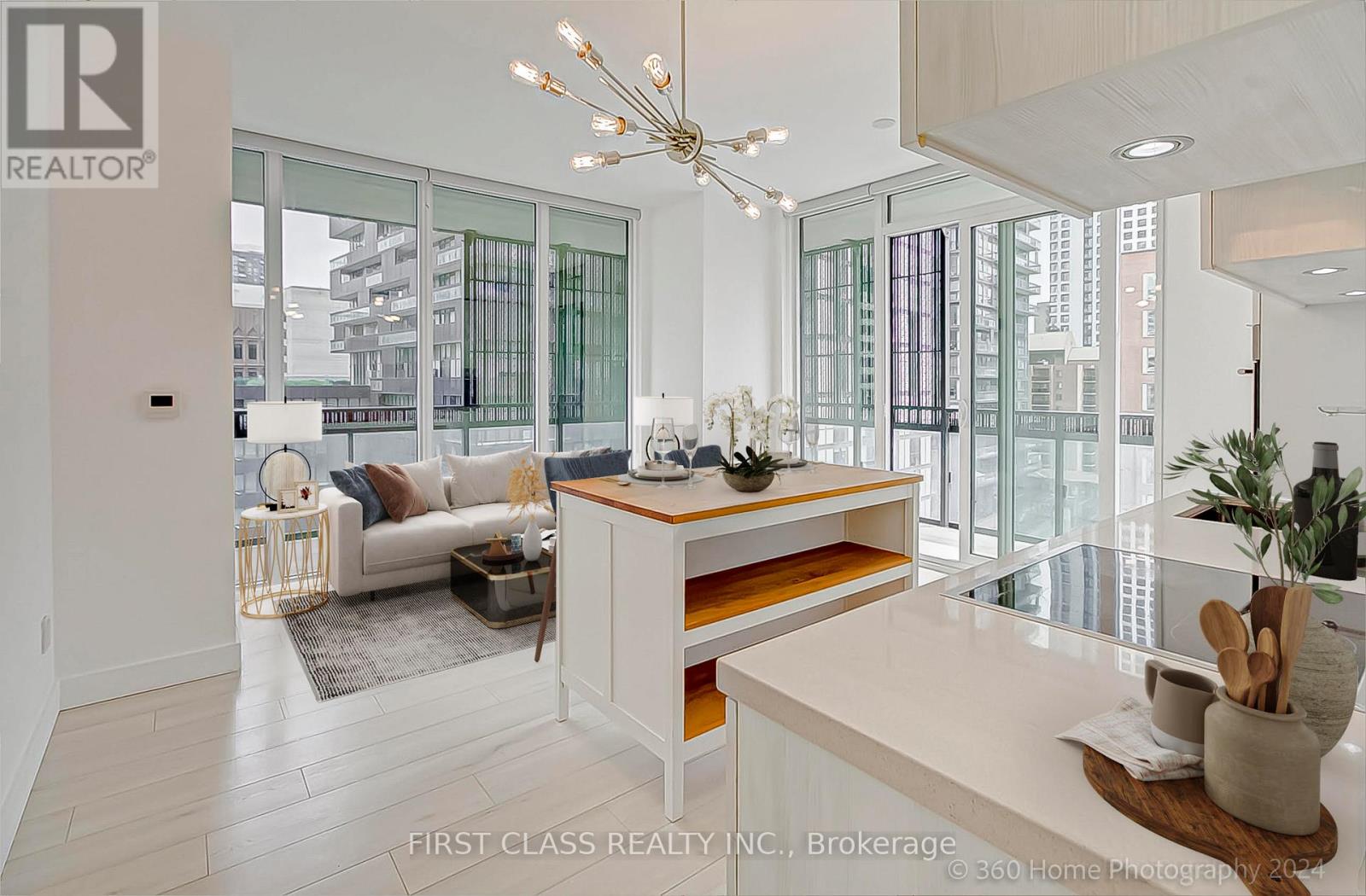 508 - 8 EGLINTON AVENUE E, Toronto, Ontario