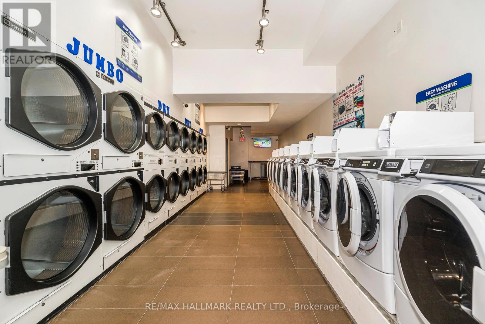 Main Floor - 956 St Clair Avenue W, Toronto, Ontario  M6E 1A1 - Photo 26 - C12926956