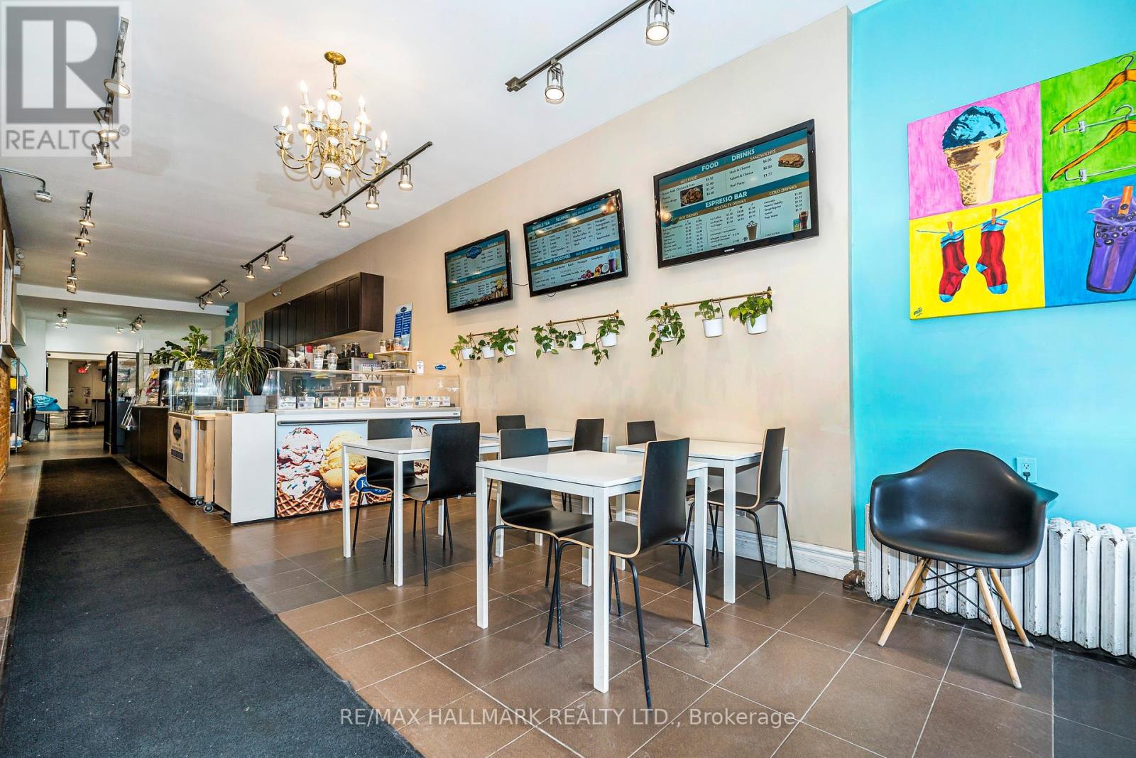 Main Floor - 956 St Clair Avenue W, Toronto, Ontario  M6E 1A1 - Photo 5 - C12926956