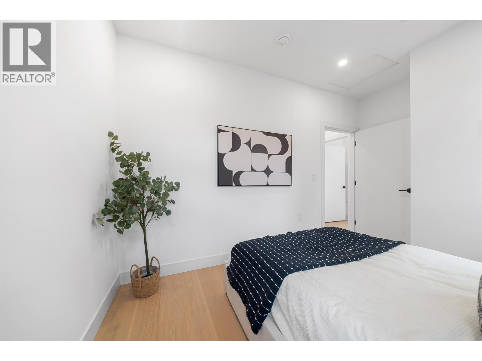 2609 Dundas Street, Vancouver, British Columbia  V5K 1R1 - Photo 16 - R3102031