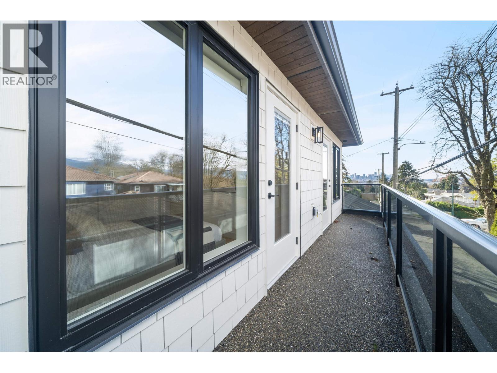 2609 Dundas Street, Vancouver, British Columbia  V5K 1R1 - Photo 18 - R3102031