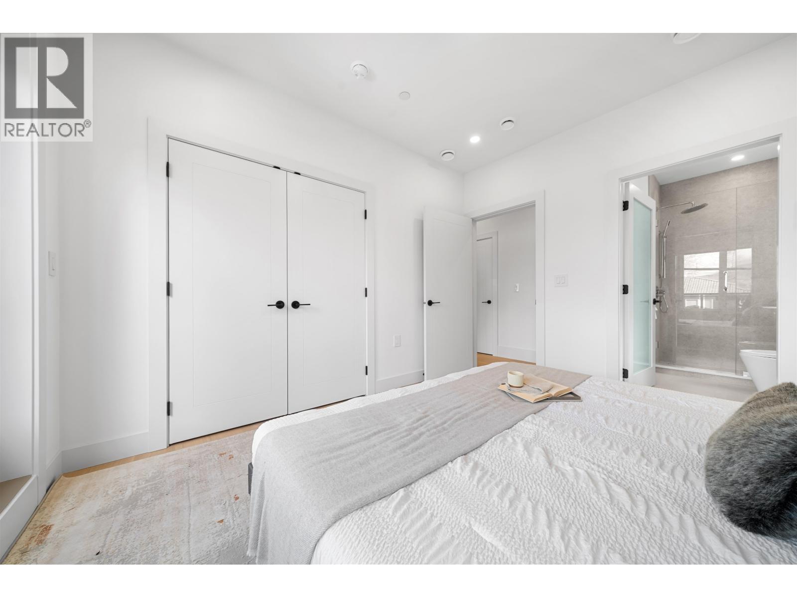 2609 Dundas Street, Vancouver, British Columbia  V5K 1R1 - Photo 10 - R3102031