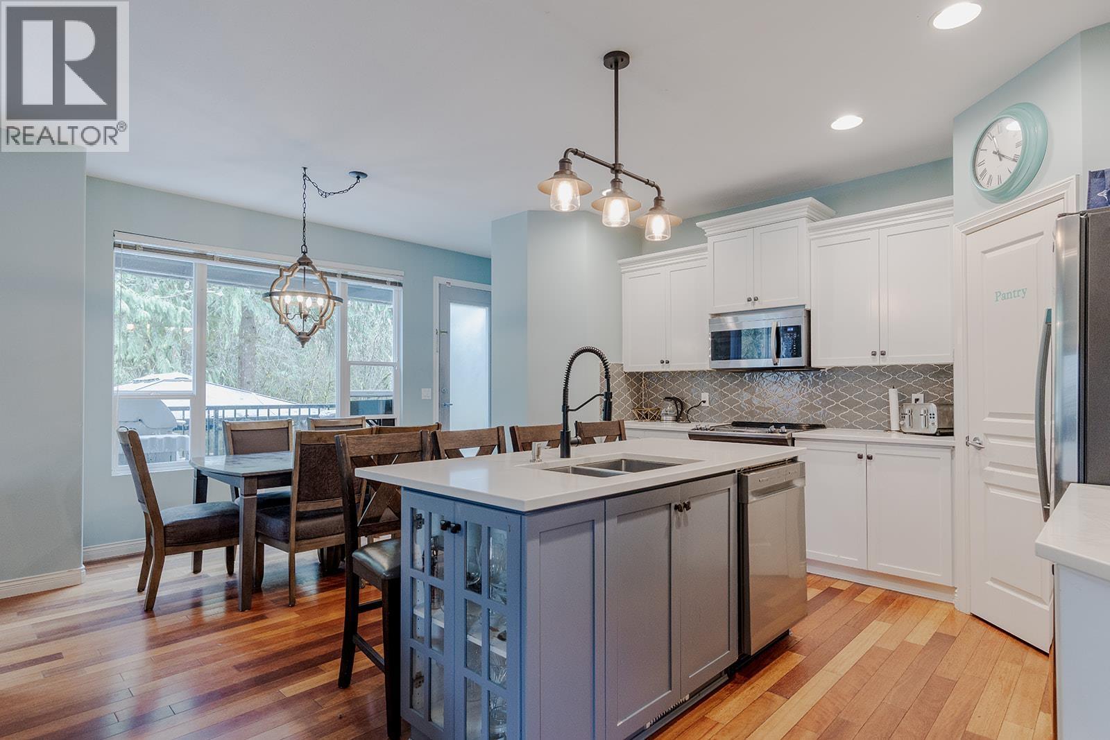 24330 100b Avenue, Maple Ridge, British Columbia  V2W 1X3 - Photo 8 - R3100294