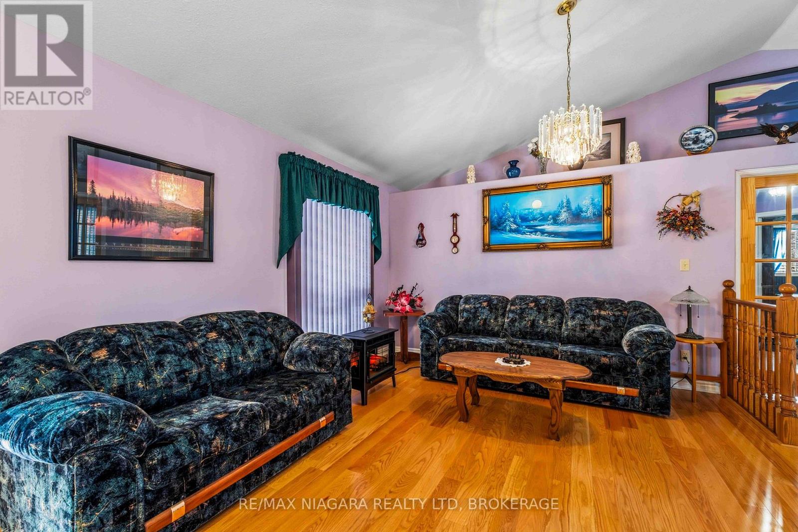 4445 Lincoln Avenue, Lincoln, Ontario  L0R 1B3 - Photo 12 - X12763948