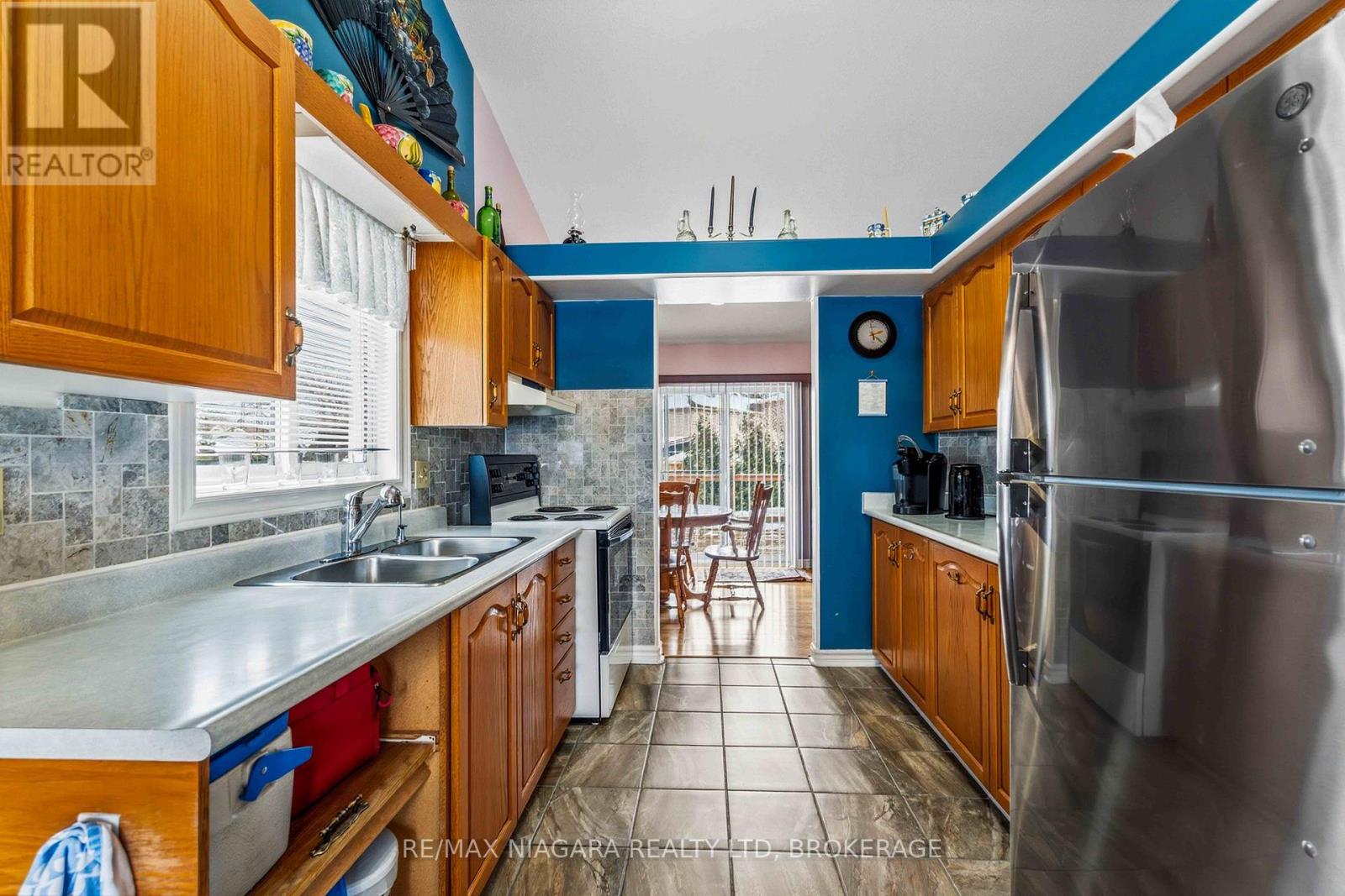 4445 Lincoln Avenue, Lincoln, Ontario  L0R 1B3 - Photo 8 - X12763948