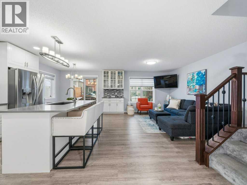 115 Canals Circle SW, Airdrie, Alberta  T4B 3E8 - Photo 7 - A2296719