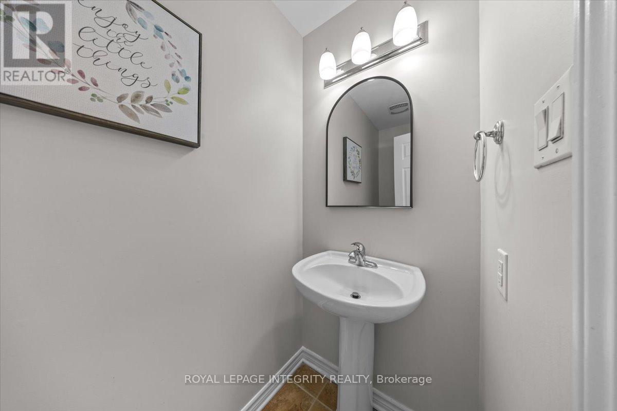 650 New Liskeard Crescent, Ottawa, Ontario  K2J 0N3 - Photo 20 - X12926910