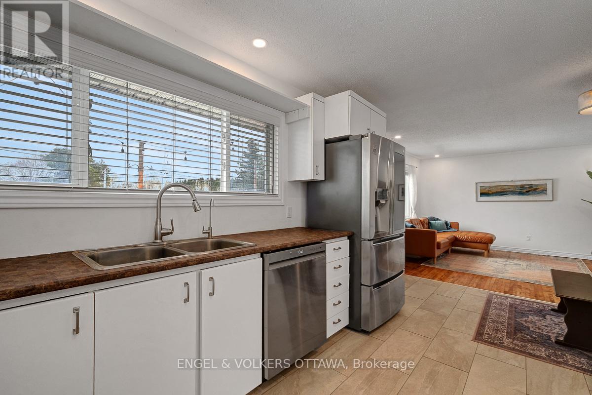 3822 Indian Creek Road, Clarence-Rockland, Ontario  K0A 2A0 - Photo 12 - X12926952