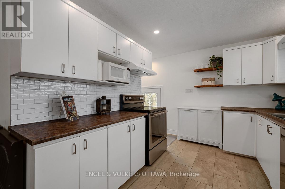 3822 Indian Creek Road, Clarence-Rockland, Ontario  K0A 2A0 - Photo 13 - X12926952