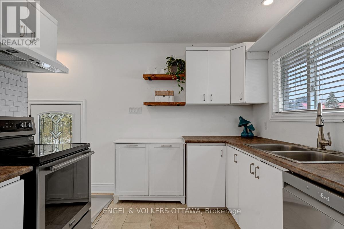 3822 Indian Creek Road, Clarence-Rockland, Ontario  K0A 2A0 - Photo 14 - X12926952