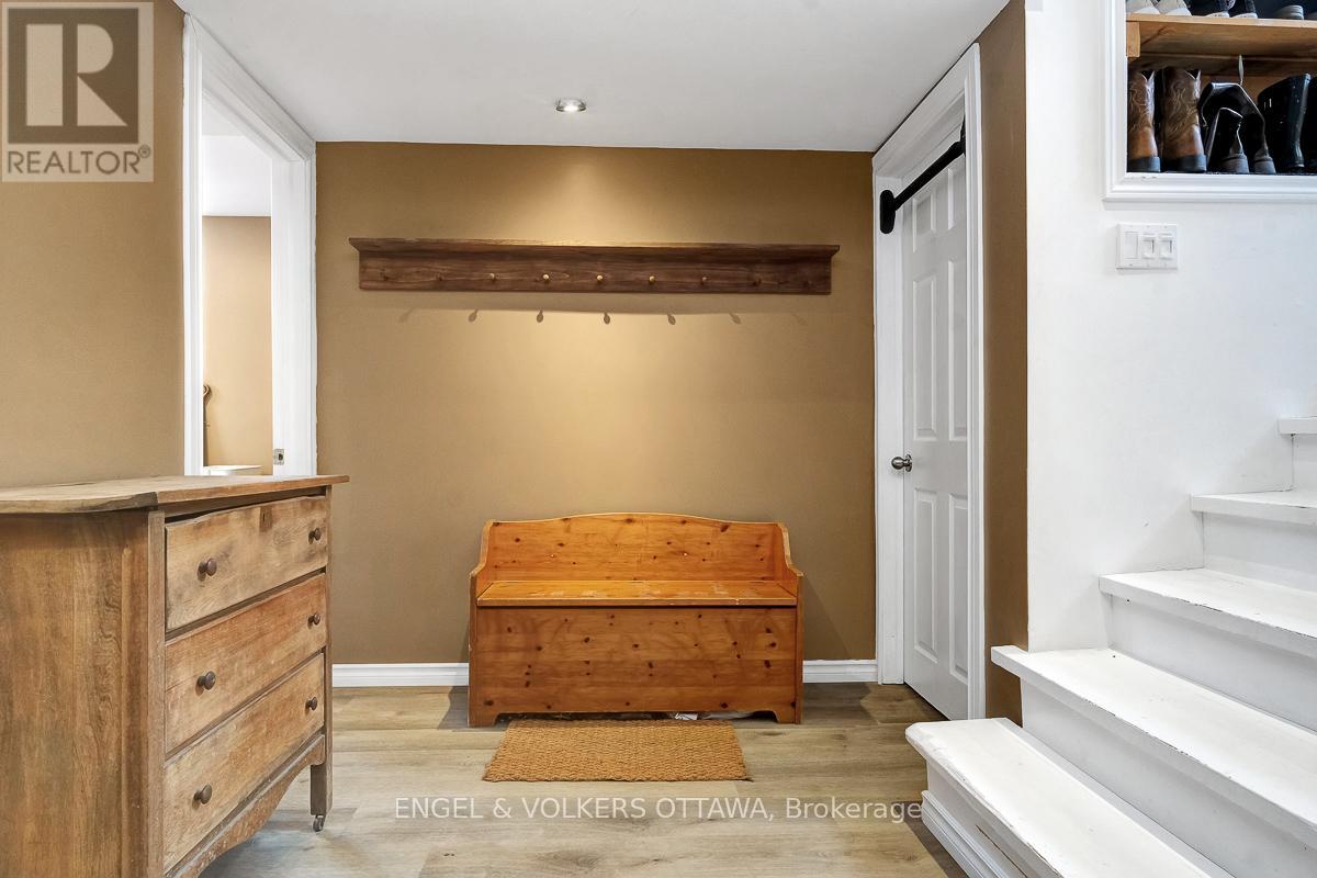 3822 Indian Creek Road, Clarence-Rockland, Ontario  K0A 2A0 - Photo 22 - X12926952