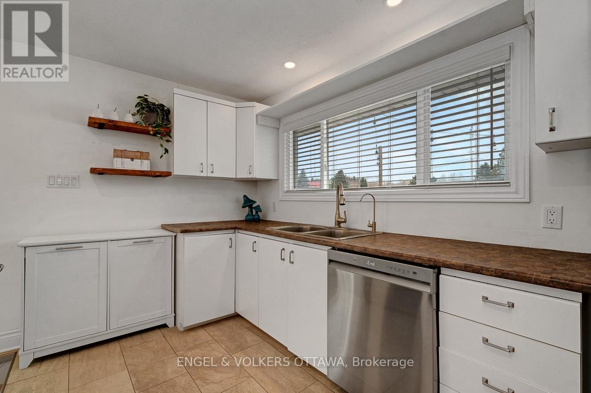 3822 Indian Creek Road, Clarence-Rockland, Ontario  K0A 2A0 - Photo 8 - X12926952