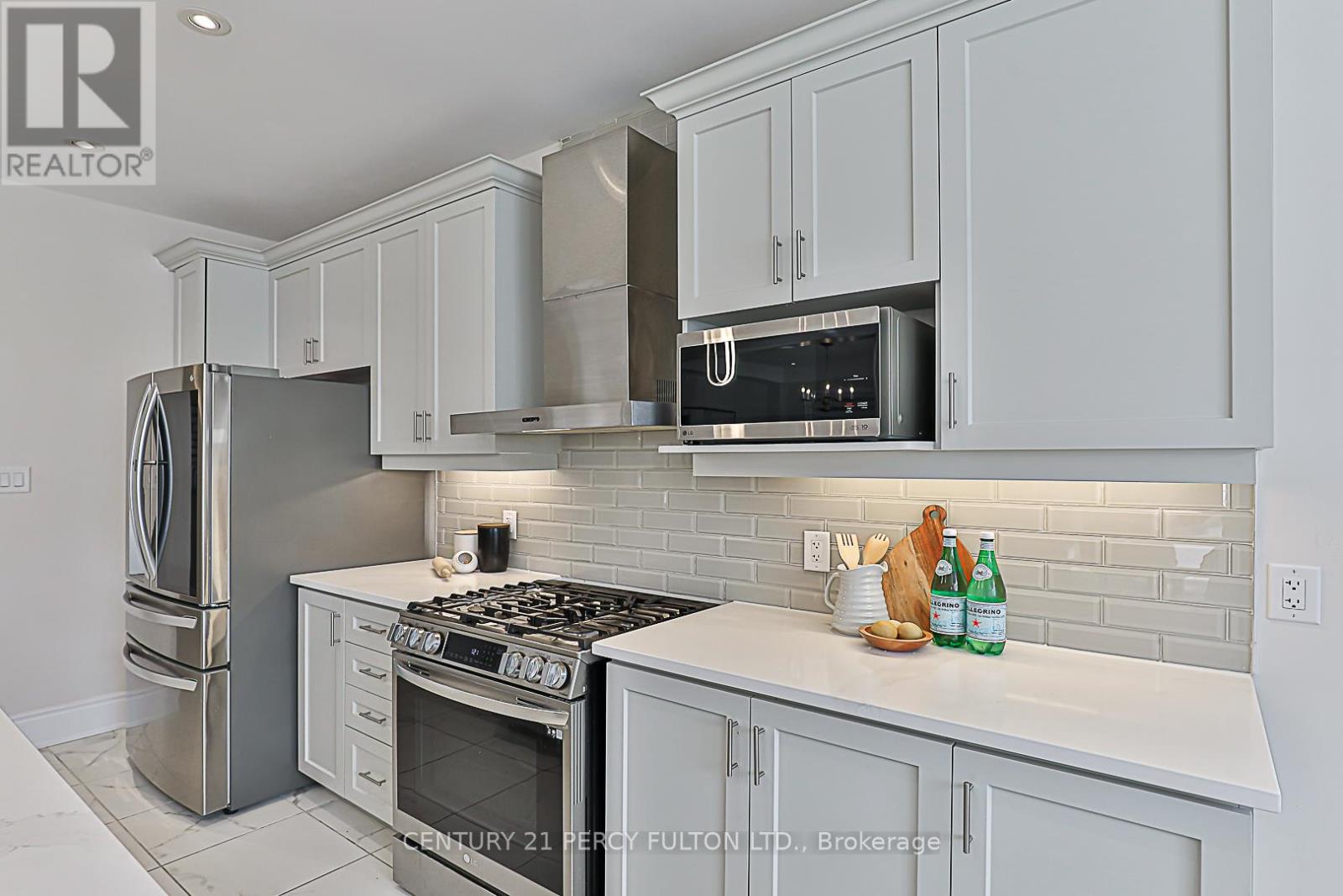 75 Jinnah Avenue, Markham, Ontario  L3S 0G3 - Photo 12 - N12926964