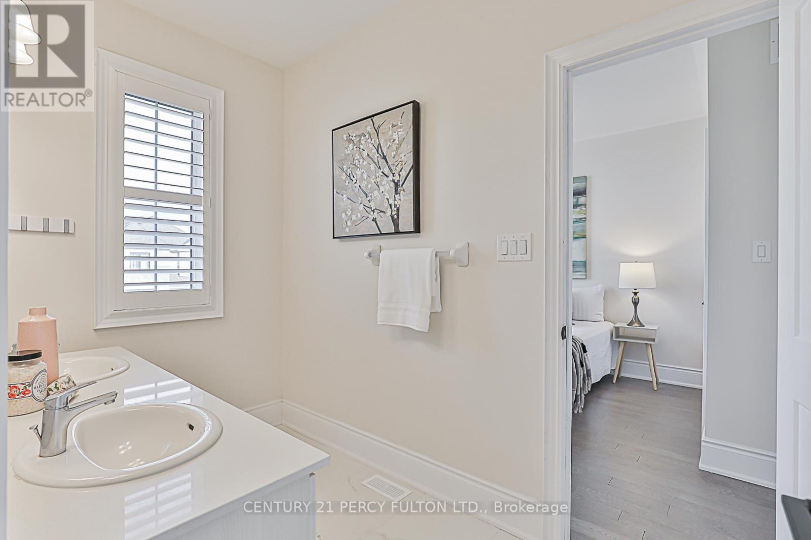 75 Jinnah Avenue, Markham, Ontario  L3S 0G3 - Photo 35 - N12926964