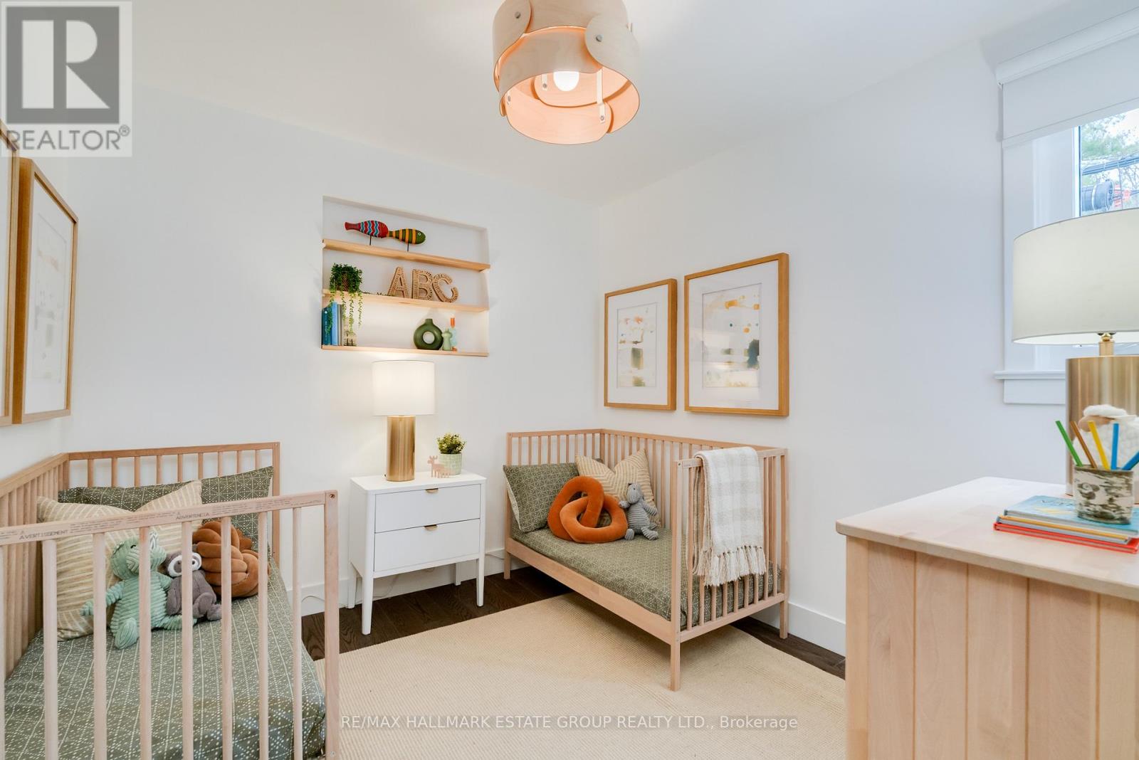 11 Austin Avenue, Toronto, Ontario  M4M 1V7 - Photo 24 - E12922872