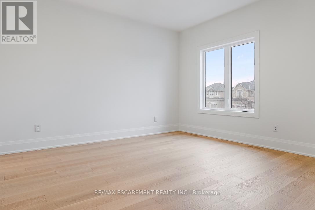 2354 Eighth Line, Oakville, Ontario  L6H 7E6 - Photo 37 - W12905772