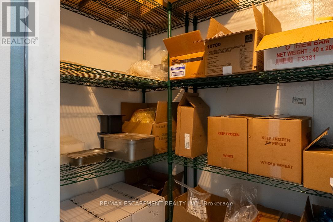 3 - 300 Fourth Avenue, St. Catharines, Ontario  L2S 0E6 - Photo 23 - X12653346