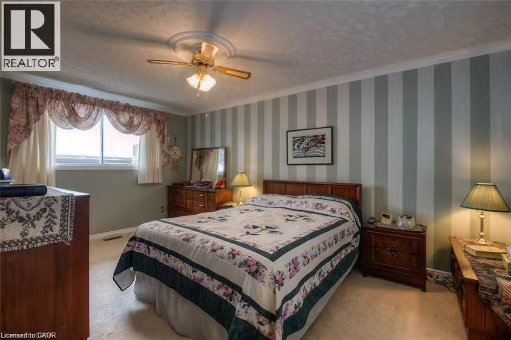 416 Warrington Drive, Waterloo, Ontario  N2L 2P8 - Photo 12 - 40815571