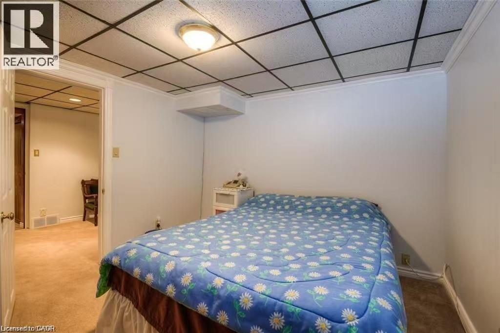 416 Warrington Drive, Waterloo, Ontario  N2L 2P8 - Photo 16 - 40815571