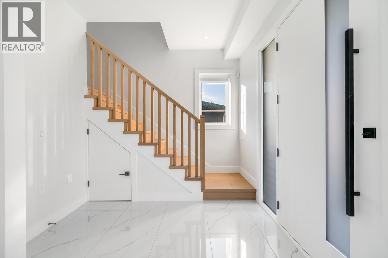 1330 E 64th Avenue, Vancouver, British Columbia V5X 2P1 - Photo 17 - R3086733