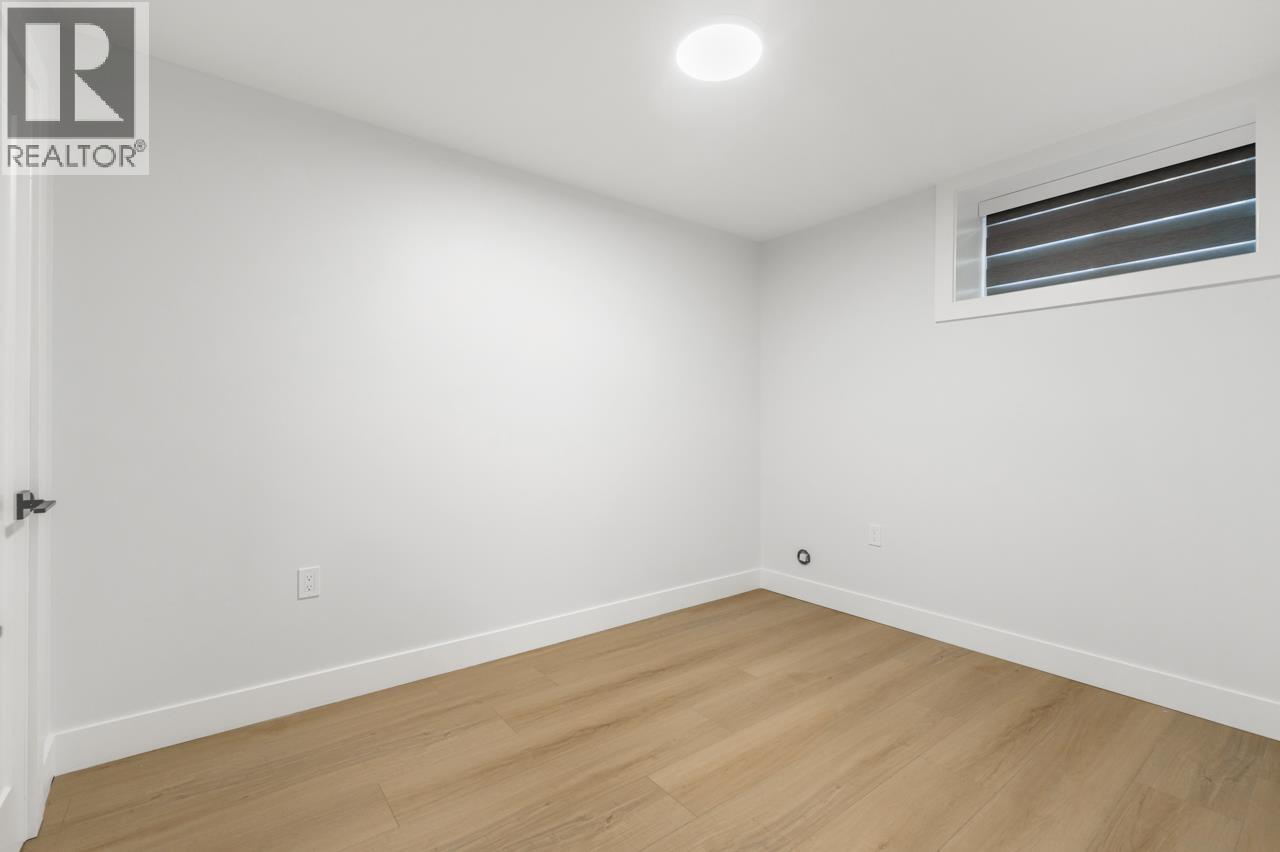 1330 E 64th Avenue, Vancouver, British Columbia V5X 2P1 - Photo 19 - R3086733