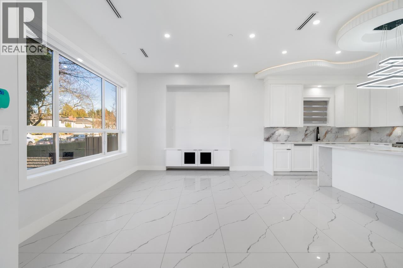 1330 E 64th Avenue, Vancouver, British Columbia V5X 2P1 - Photo 3 - R3086733