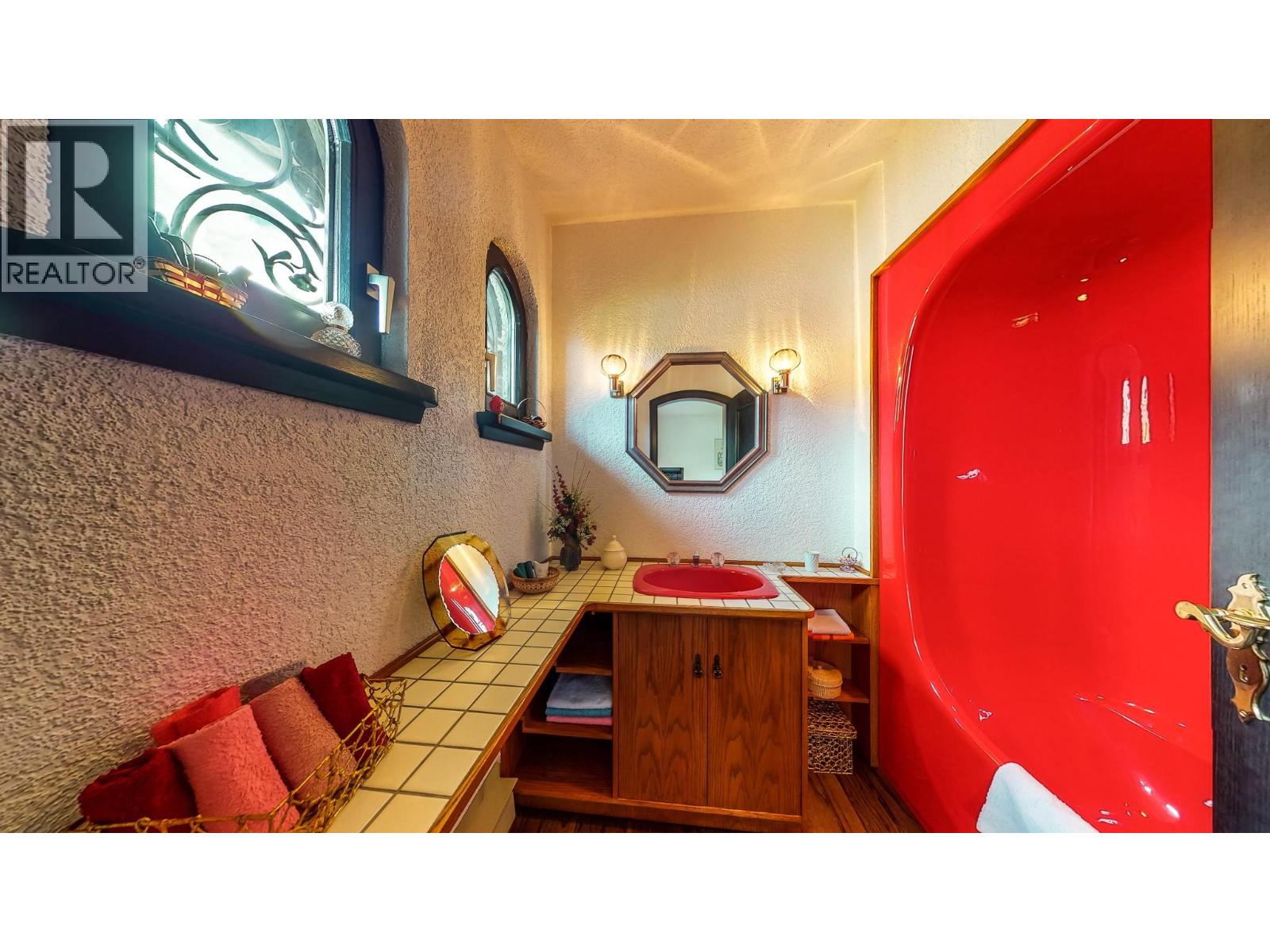 450 Matheson Road, Okanagan Falls, British Columbia  V0H 1R5 - Photo 37 - 10379883