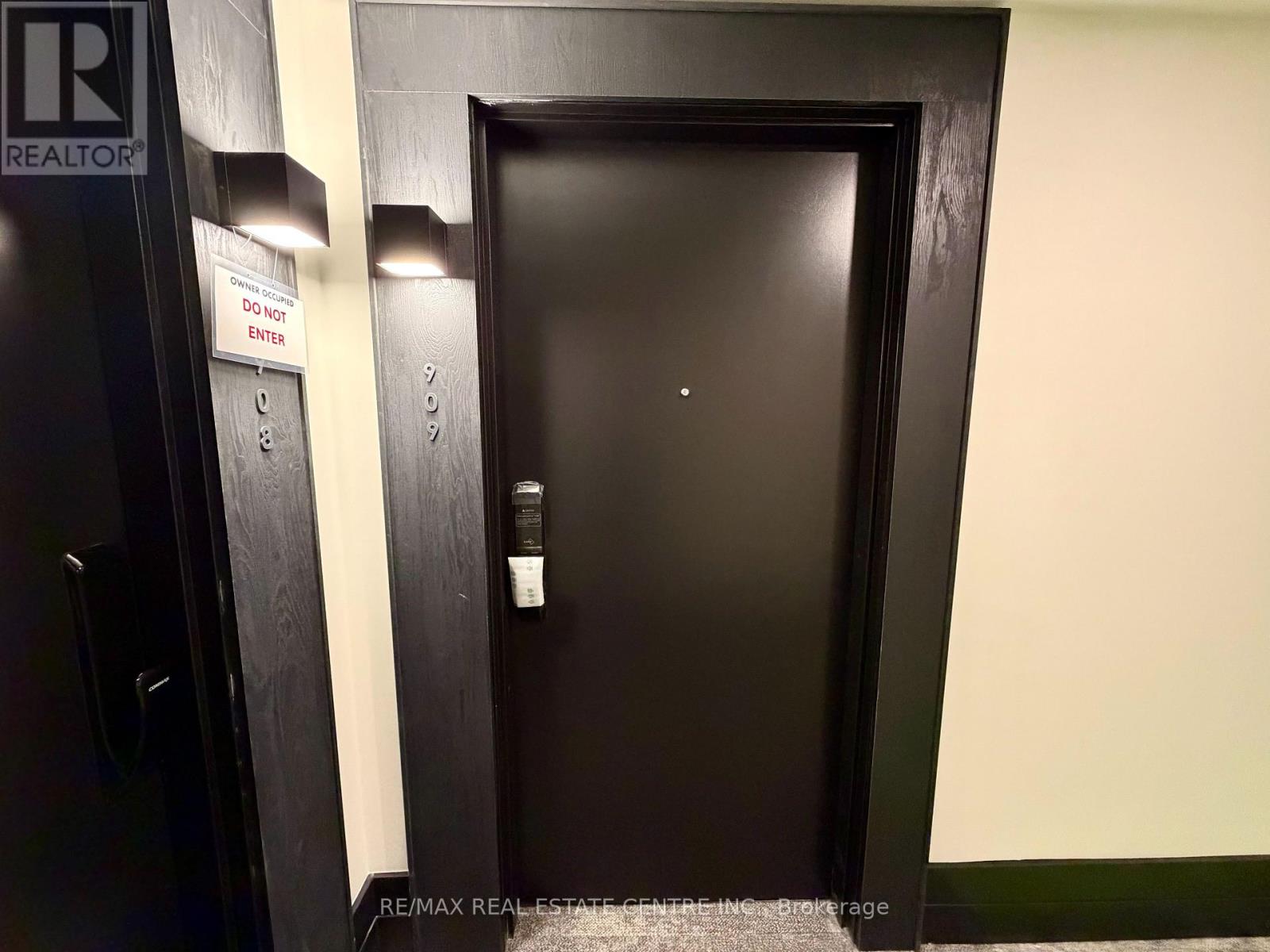 909 - 461 Green Road, Hamilton, Ontario  L8E 0L5 - Photo 2 - X12926906