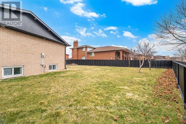 56 Henley Drive, Hamilton, Ontario  L8E 3S6 - Photo 30 - X12926922