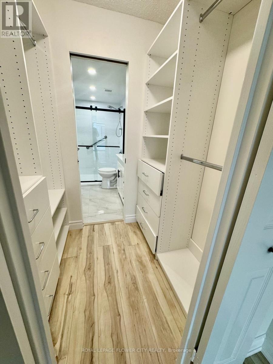 1209 - 1555 Finch Avenue E, Toronto, Ontario  M2J 4X9 - Photo 8 - C12906870